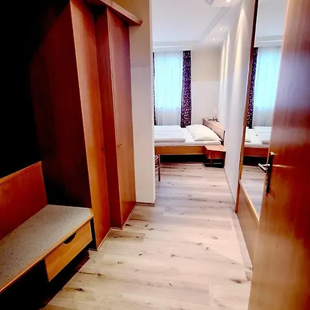 Rauchkuchl Centercourt 3*