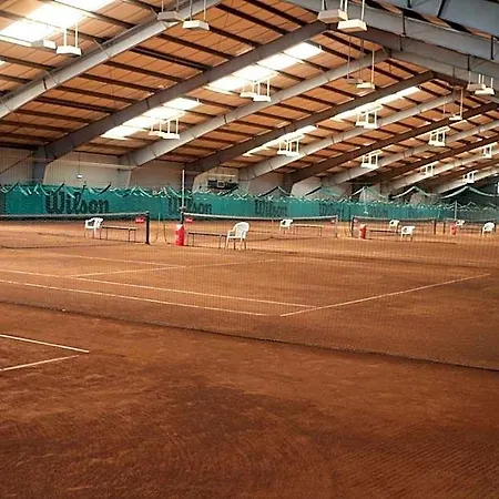 Rauchkuchl Centercourt Hotell 3*