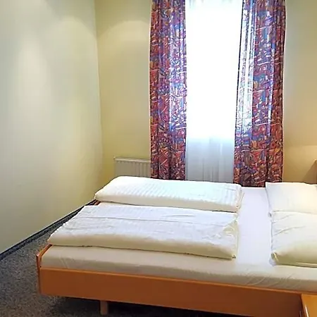 Rauchkuchl Centercourt 3* Graz