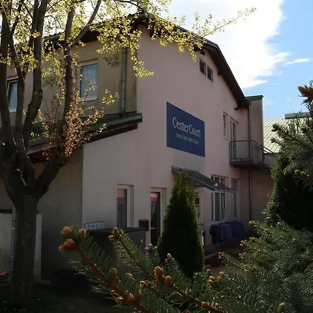 Rauchkuchl Centercourt