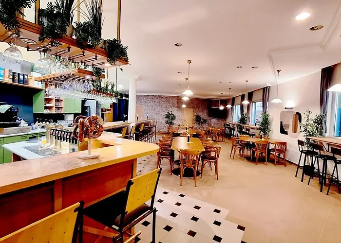 Rauchkuchl Centercourt Szálloda 3*