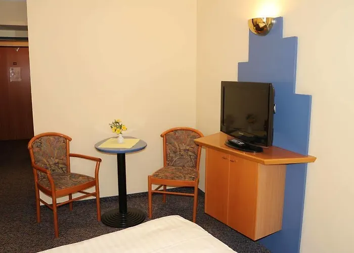 Szálloda Rauchkuchl Centercourt